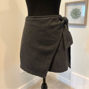 Aritzia Wilfred Dorine Grey Faux Wrap Mini Skirt Wool/Cashmere/Silk EUC